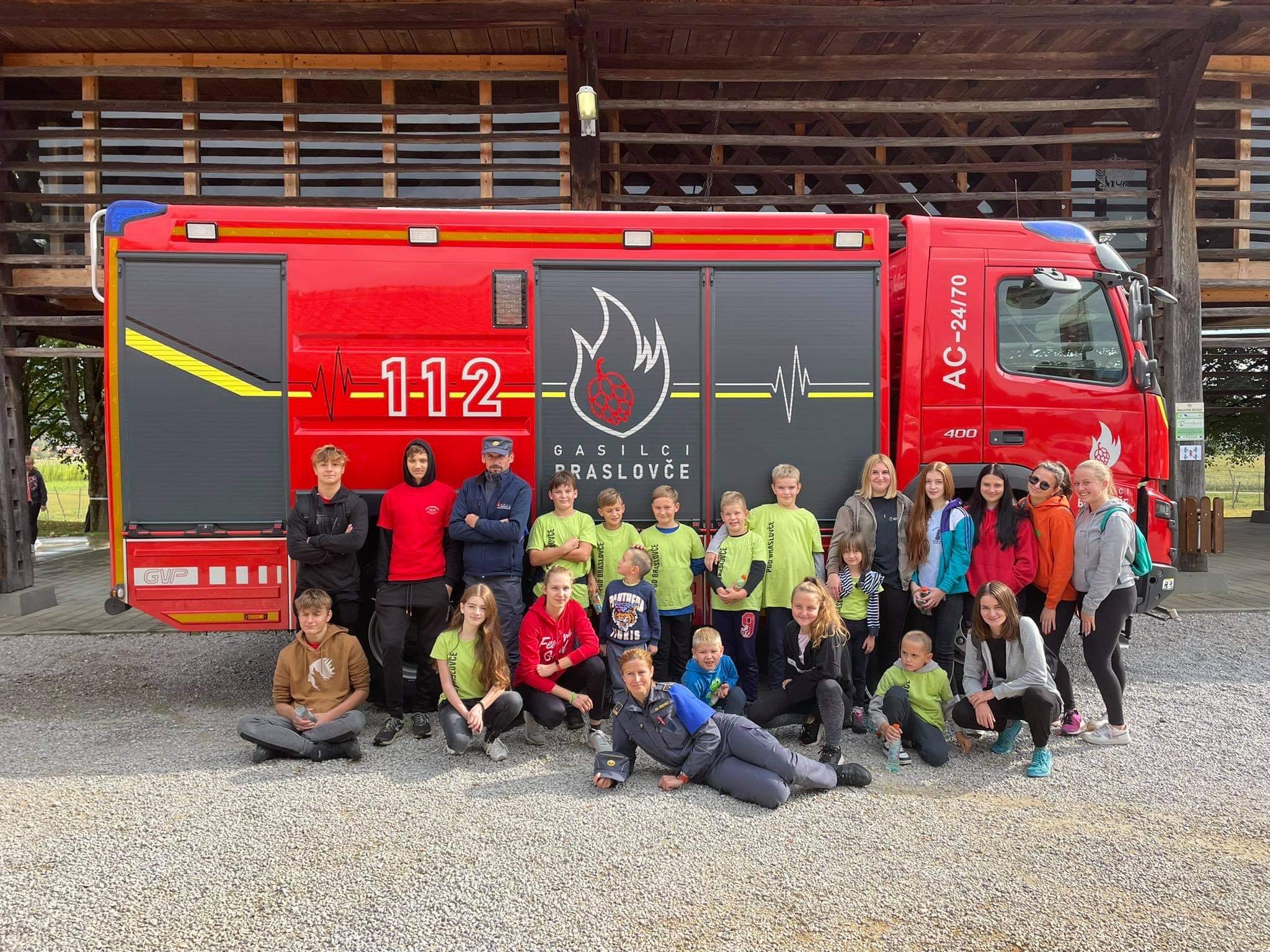 PGD mladinci, pioniri.JPG